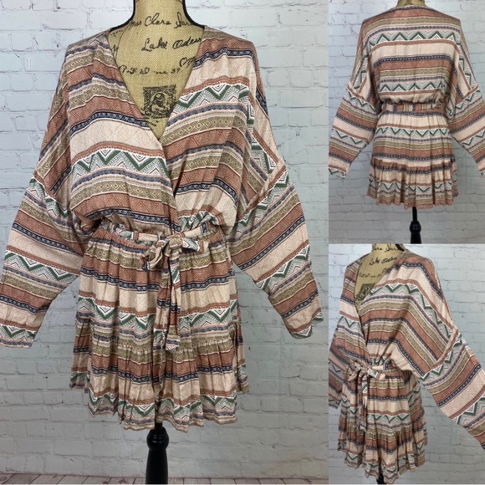 Akaiv Striped Boho Cross Front Belted Batwing Sleeve Dress
